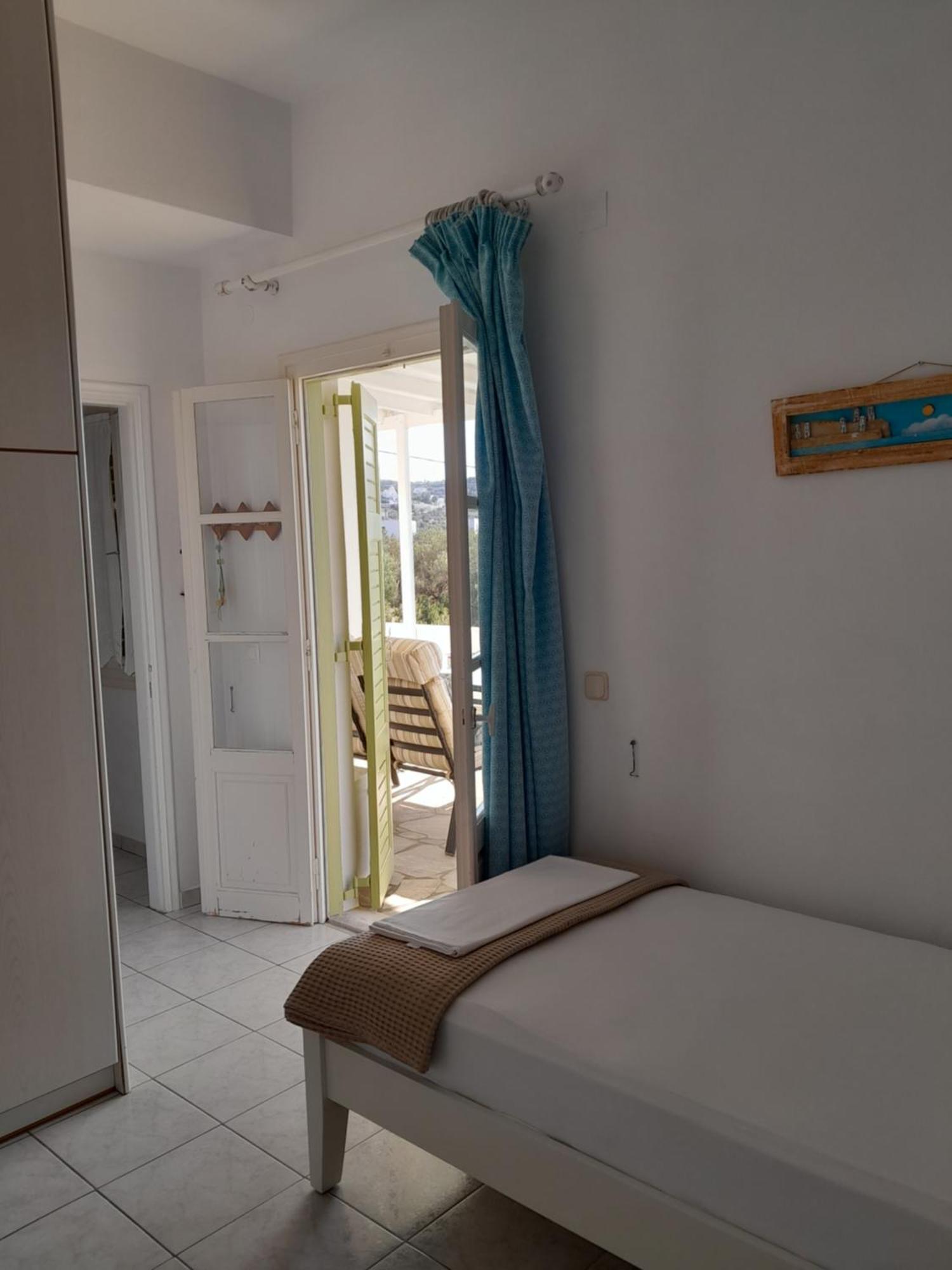 Simeon Apartment